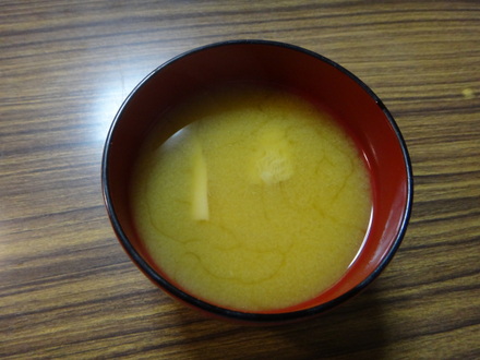 タマゴタケ味噌汁