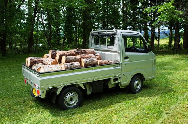 日産クリッパーNT100
